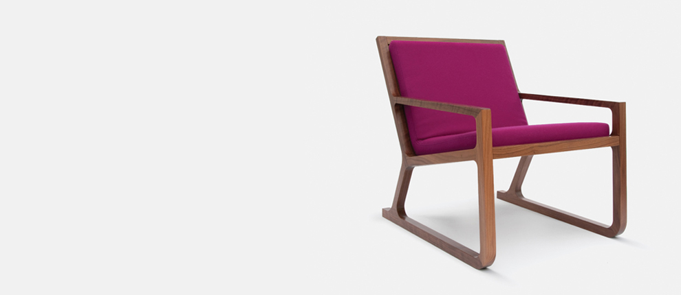 Aiken low chair Fuchsia Walnut Aiken low chair Fuchsia Walnut